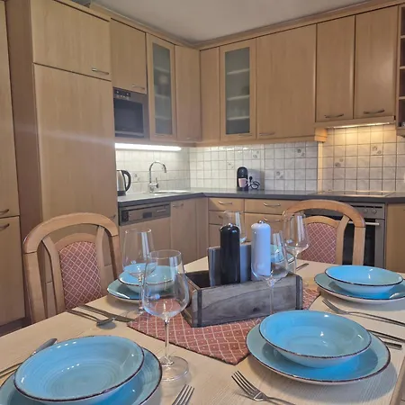 Michael * שארניץ